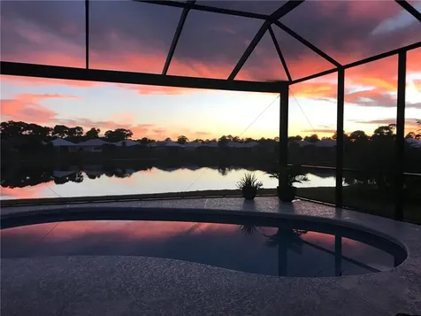 1085 2nd Manor SW Vero Beach FL 32962