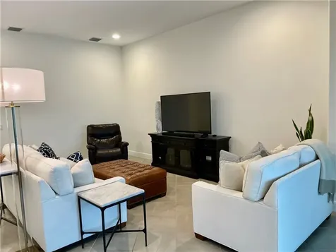 1085 2nd Manor SW Vero Beach FL 32962