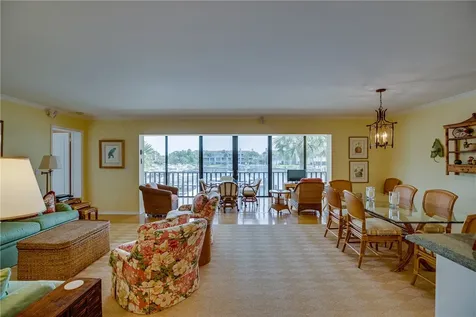 1875 Bay Road Vero Beach FL 32963