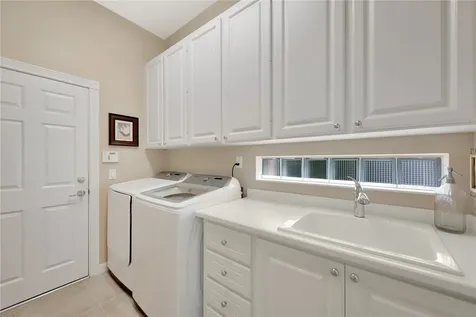 5295 Eleuthra Circle Vero Beach FL 32967