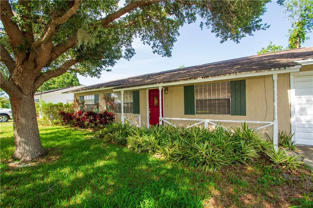 240 11th Court Vero Beach FL 32962