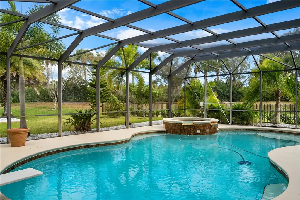 1911 Grey Falcon Circle SW Vero Beach FL 32962