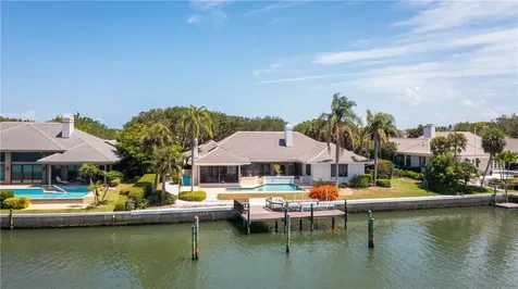152 Anchor Drive Vero Beach FL 32963
