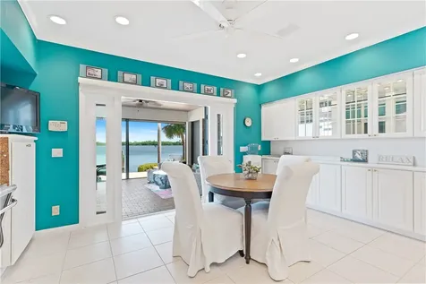 152 Anchor Drive Vero Beach FL 32963