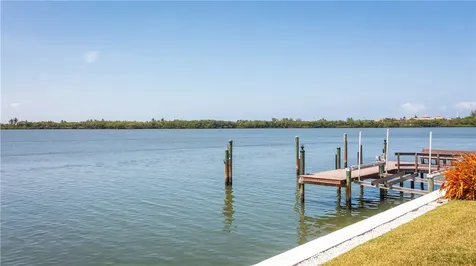 152 Anchor Drive Vero Beach FL 32963