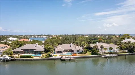152 Anchor Drive Vero Beach FL 32963