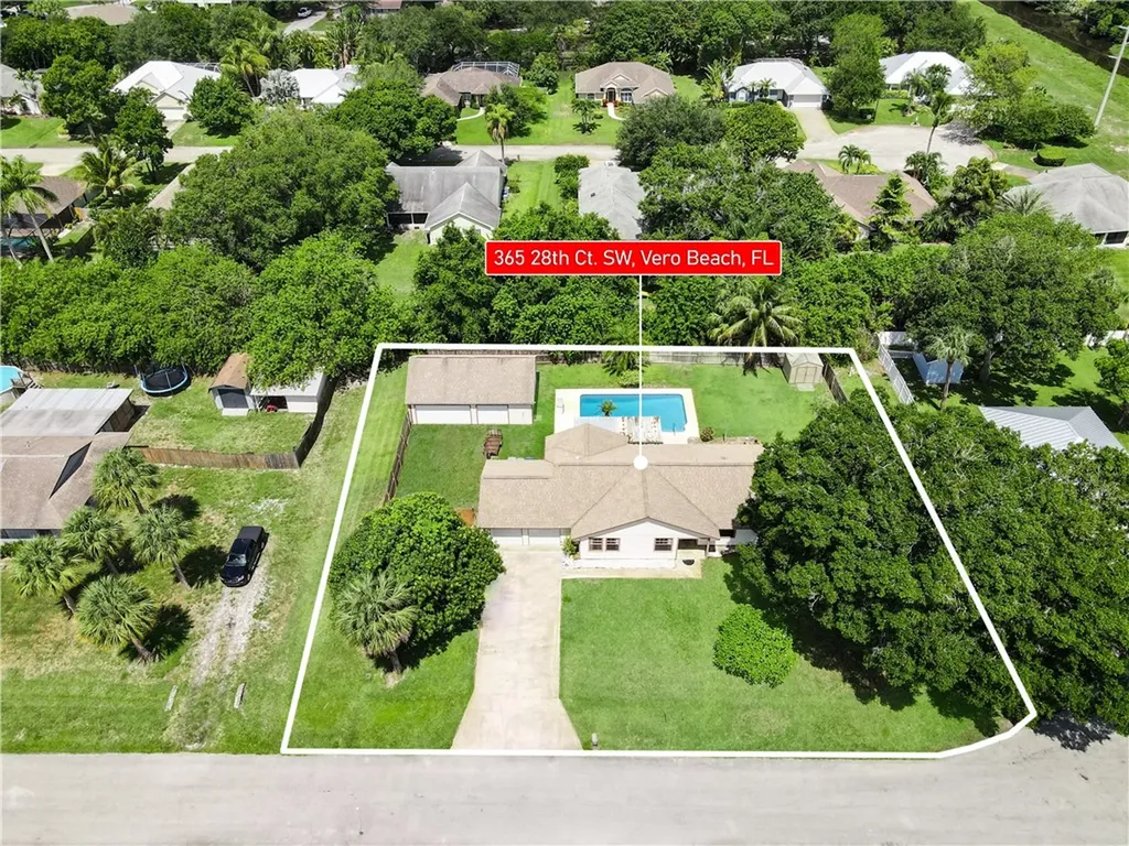365 28th Court SW Vero Beach FL 32968
