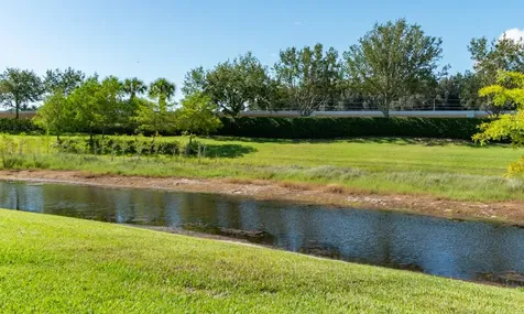 5425 Dominica Street Vero Beach FL 32967