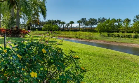5425 Dominica Street Vero Beach FL 32967