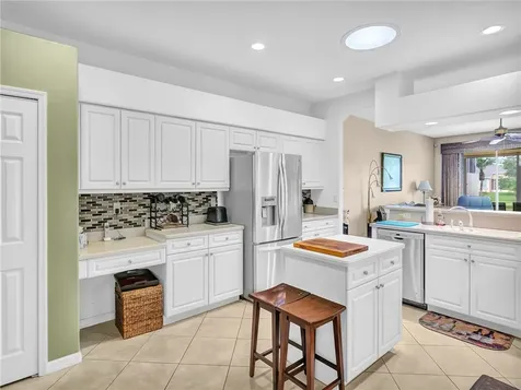 462 E Tangerine Square SW Vero Beach FL 32968