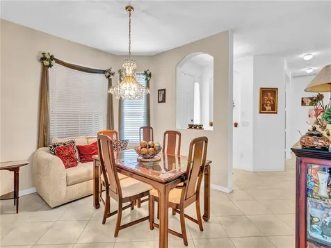 462 E Tangerine Square SW Vero Beach FL 32968