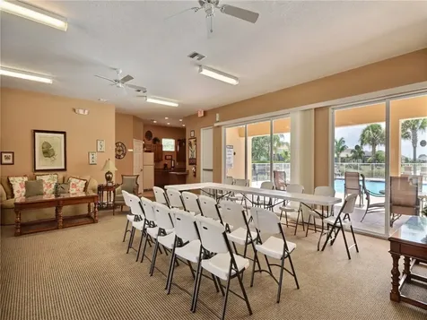 462 E Tangerine Square SW Vero Beach FL 32968