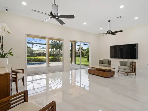 1310 River Reach Drive Vero Beach FL 32967