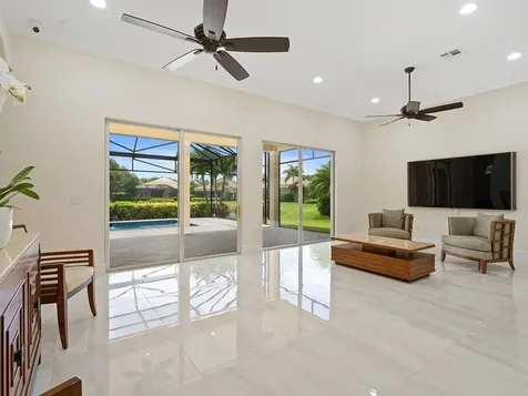 1310 River Reach Drive Vero Beach FL 32967