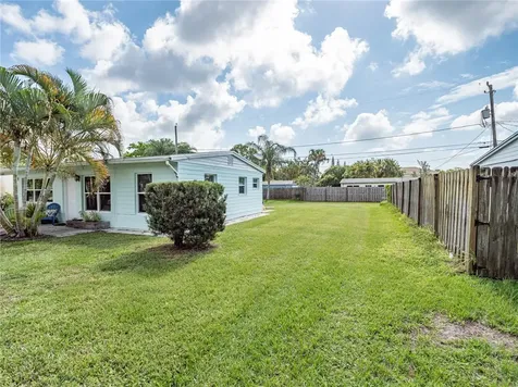 1380 4th Avenue Vero Beach FL 32960