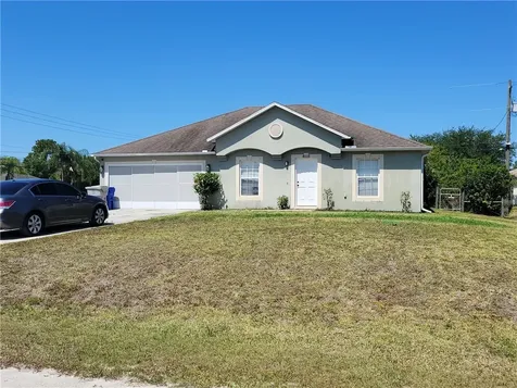 8315 W 98th Avenue Vero Beach FL 32967