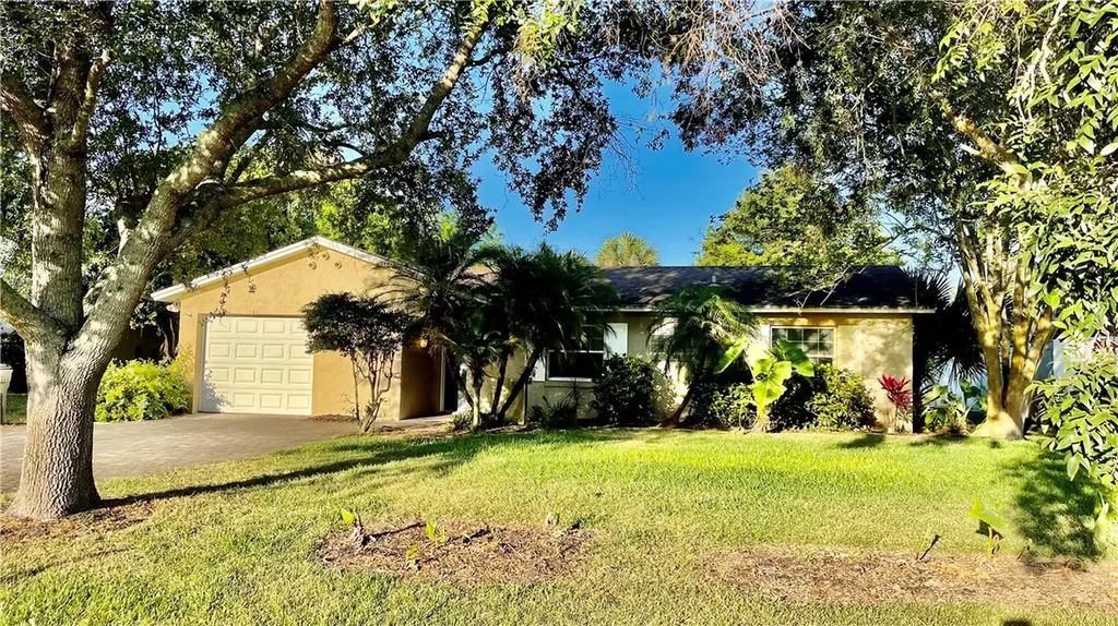 180 21st Avenue Vero Beach FL 32962