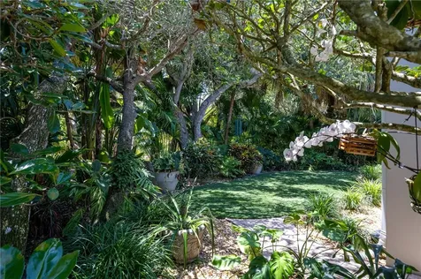 211 Seaside Pathway Vero Beach FL 32963