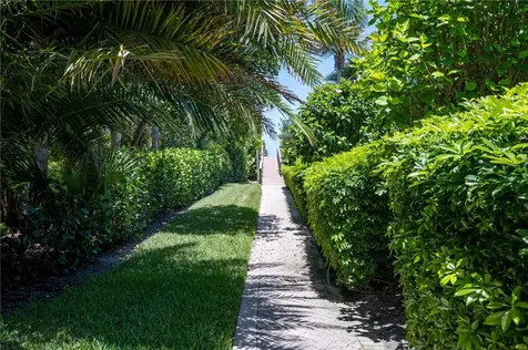 211 Seaside Pathway Vero Beach FL 32963