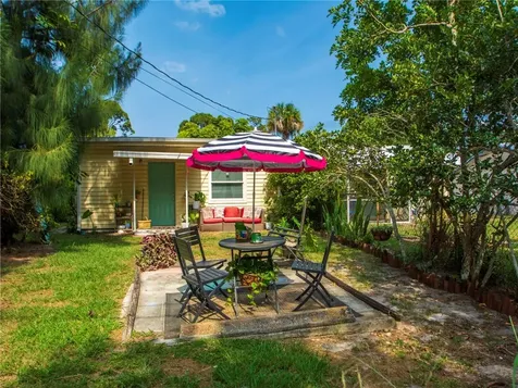 1515-1517 41st Avenue Vero Beach FL 32960