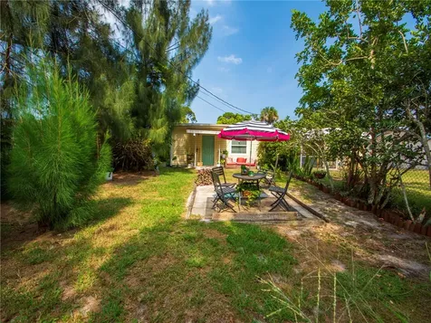 1515-1517 41st Avenue Vero Beach FL 32960