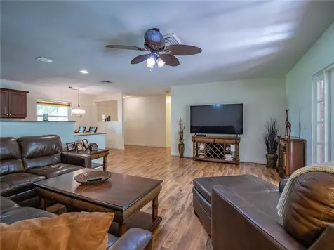 1926 71st Avenue Vero Beach FL 32966