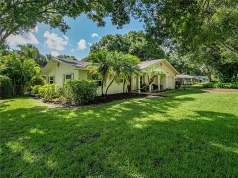 1926 71st Avenue Vero Beach FL 32966