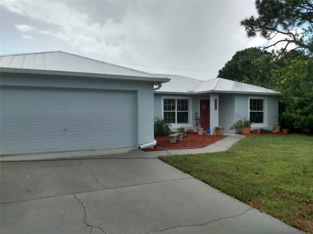 8345 W 98th Avenue Vero Beach FL 32967
