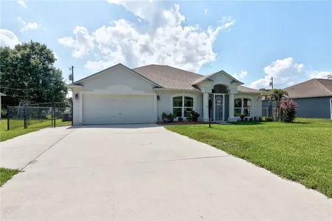 8065 105th Avenue Vero Beach FL 32967