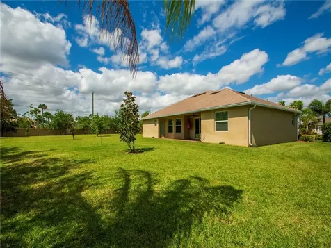 711 Fortunella Circle SW Vero Beach FL 32968