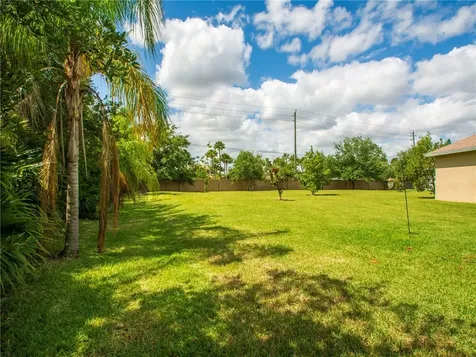711 Fortunella Circle SW Vero Beach FL 32968