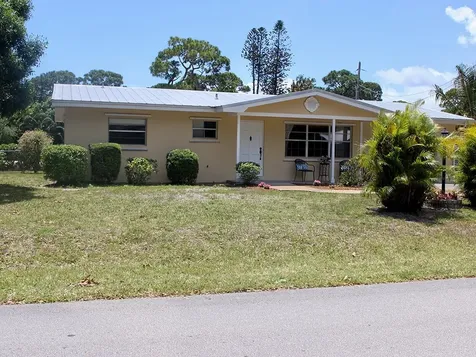 605 9th Street Vero Beach FL 32960