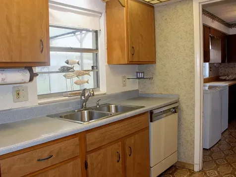 605 9th Street Vero Beach FL 32960