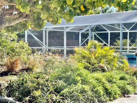 1615 Coral Avenue Vero Beach FL 32963