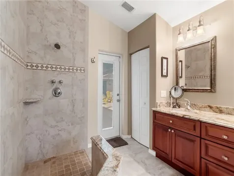 19 Carl Court Sebastian FL 32958