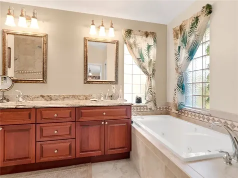 19 Carl Court Sebastian FL 32958