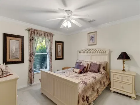 19 Carl Court Sebastian FL 32958