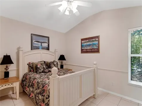 19 Carl Court Sebastian FL 32958