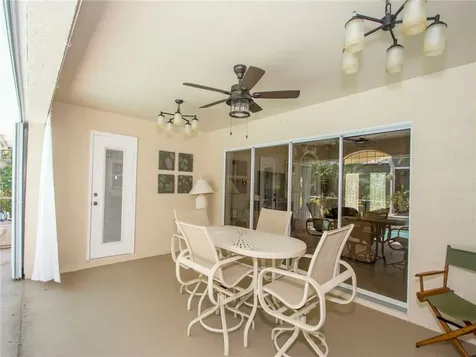19 Carl Court Sebastian FL 32958