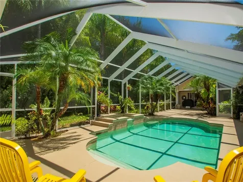 19 Carl Court Sebastian FL 32958
