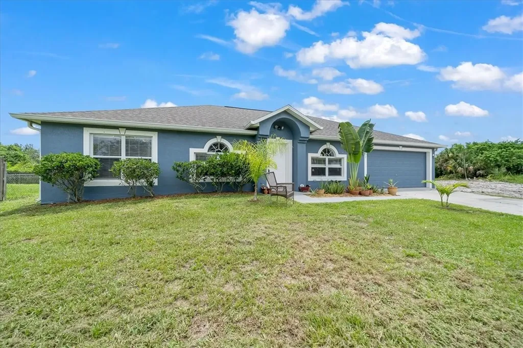 564 Olsmar Street SW Palm Bay FL 32908