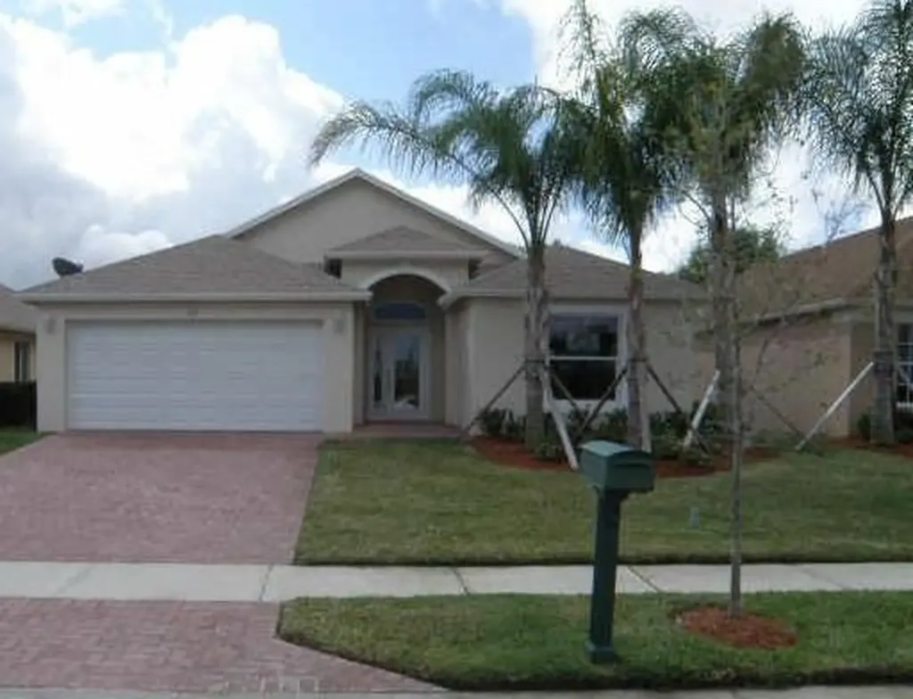 515 Calamondin Way SW Vero Beach FL 32968