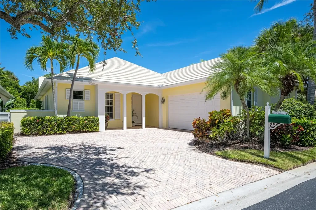 2126 Sea Mist Court Vero Beach FL 32963