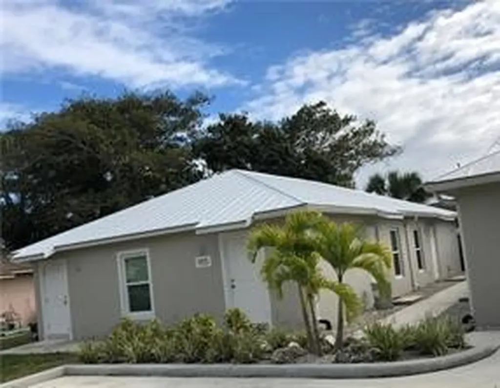 955 18th Place Vero Beach FL 32960