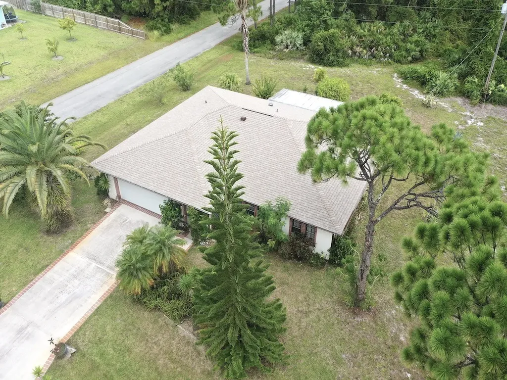 1607 Talavera Street SE Palm Bay FL 32909