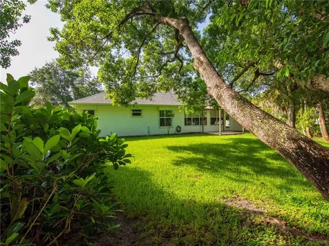 4534 6th Lane SW Vero Beach FL 32968
