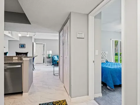 1610 N 42nd Circle Vero Beach FL 32967