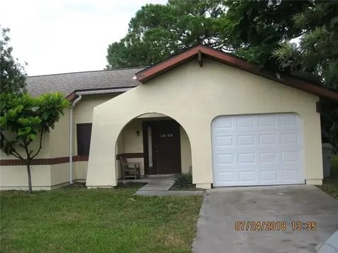 1086 23rd Place SW Vero Beach FL 32962