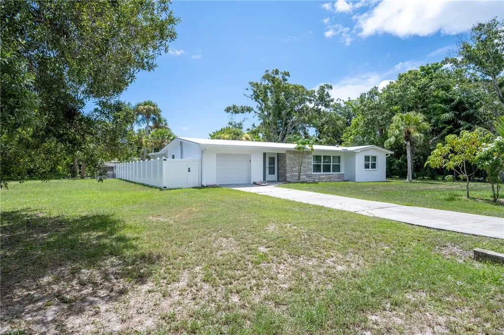 1702 25th Avenue Vero Beach FL 32960