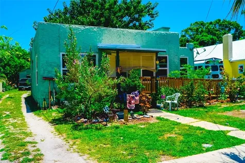 616 S 11th Street Fort Pierce FL 34950